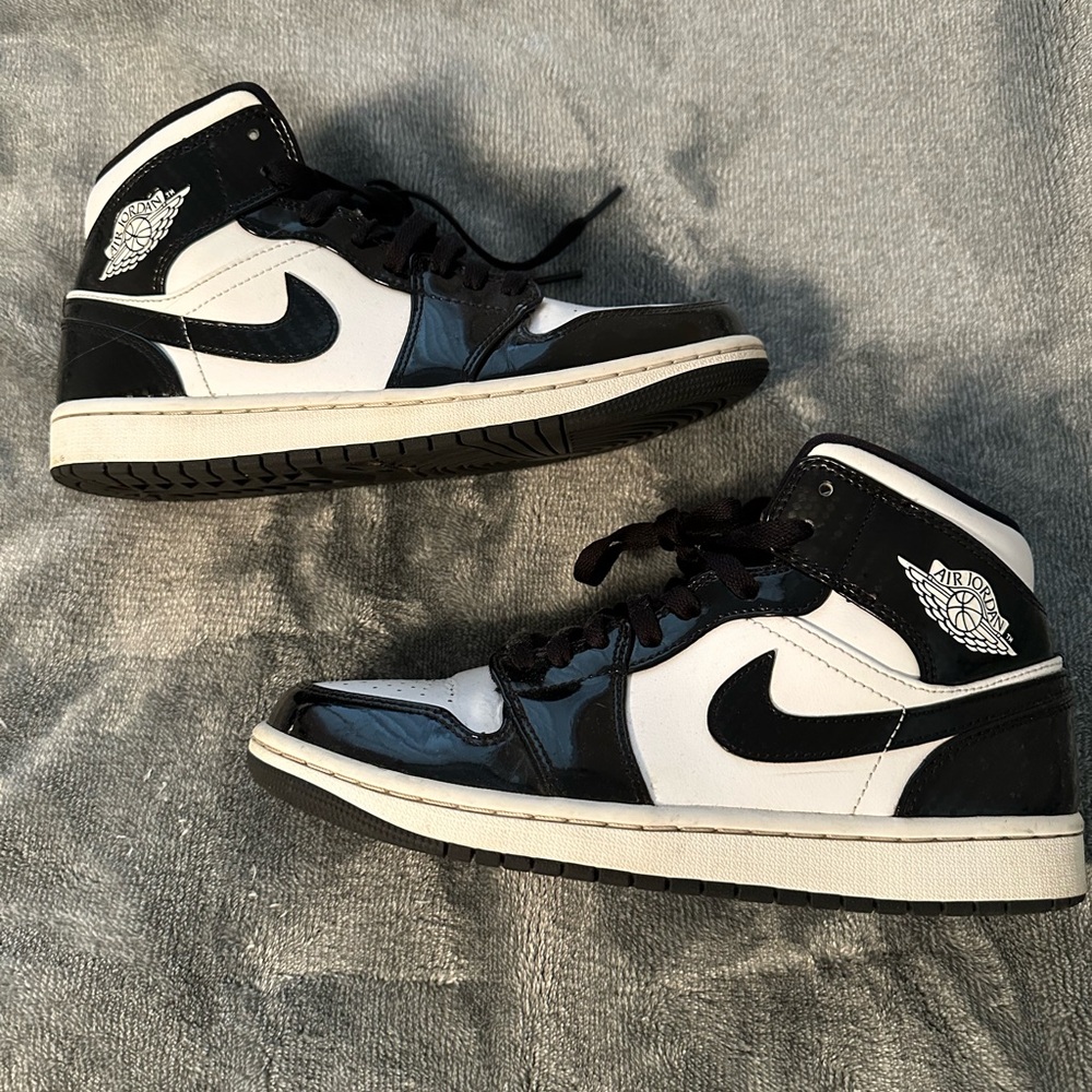 Jordan Mid Pandas
